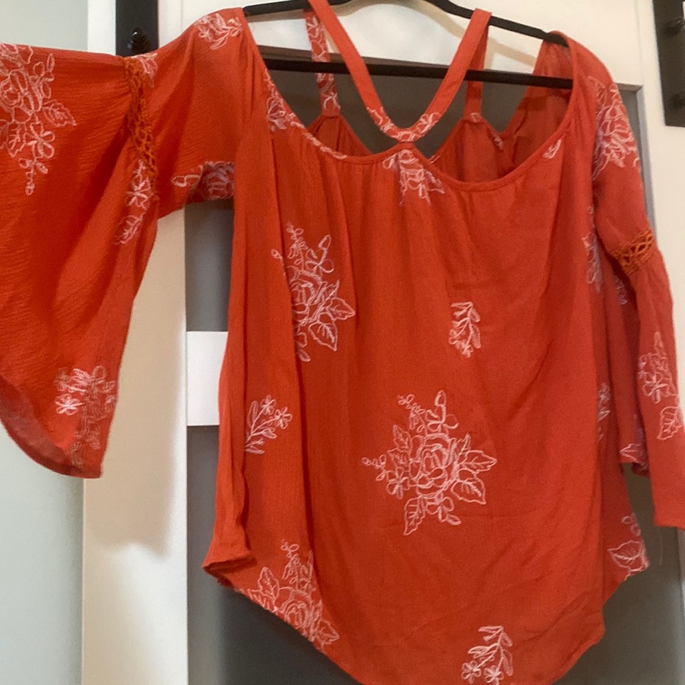 Women’s boutique top